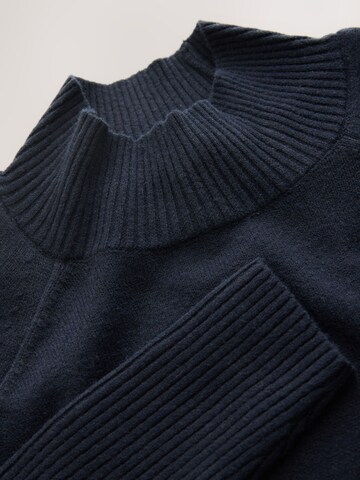 Pulover de la Next pe albastru