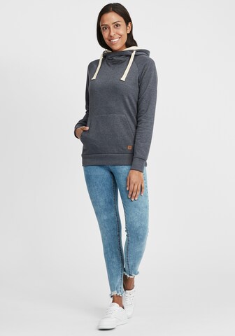 Oxmo Hoodie 'Julia' in Blau