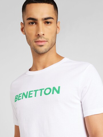 Tricou de la UNITED COLORS OF BENETTON pe alb