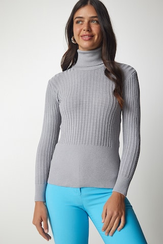 Happiness İstanbul Pullover in Grau: Vorderseite