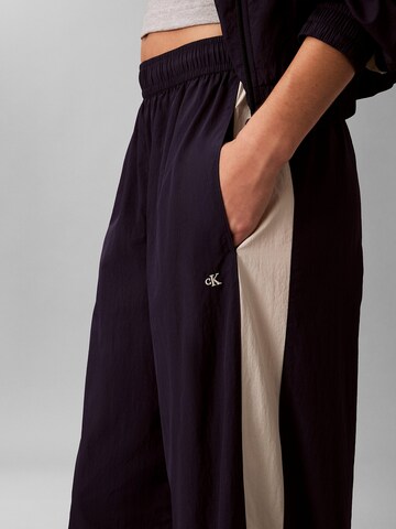 Calvin Klein Jeans Baggy Trousers in Blue
