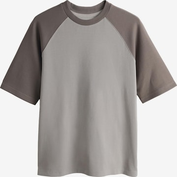 T-Shirt Next en gris : devant