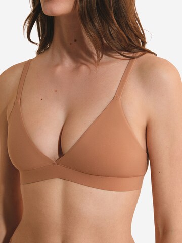Triangolo Reggiseno 'Pure Soft' di ETAM in marrone