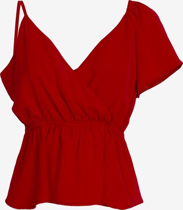 Influencer Top in Red: front