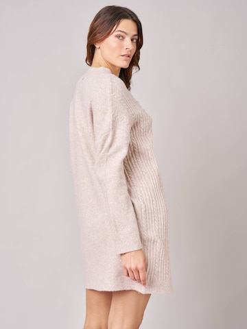 Robe Deeluxe en beige