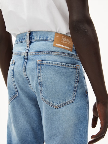 ARMEDANGELS Regular Jeans 'Dylaano' in Blauw