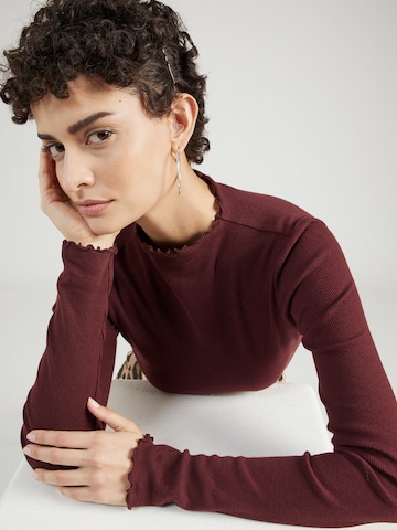 Monki Shirt in Red