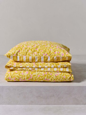 ESSENZA Duvet Cover 'Petite Berry' in Yellow