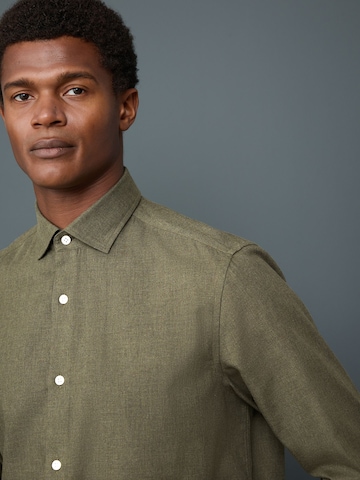 Next Regular Fit Hemd in Grün