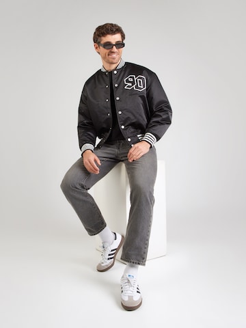 JACK & JONES Välikausitakki 'JORMEADOWS' värissä musta