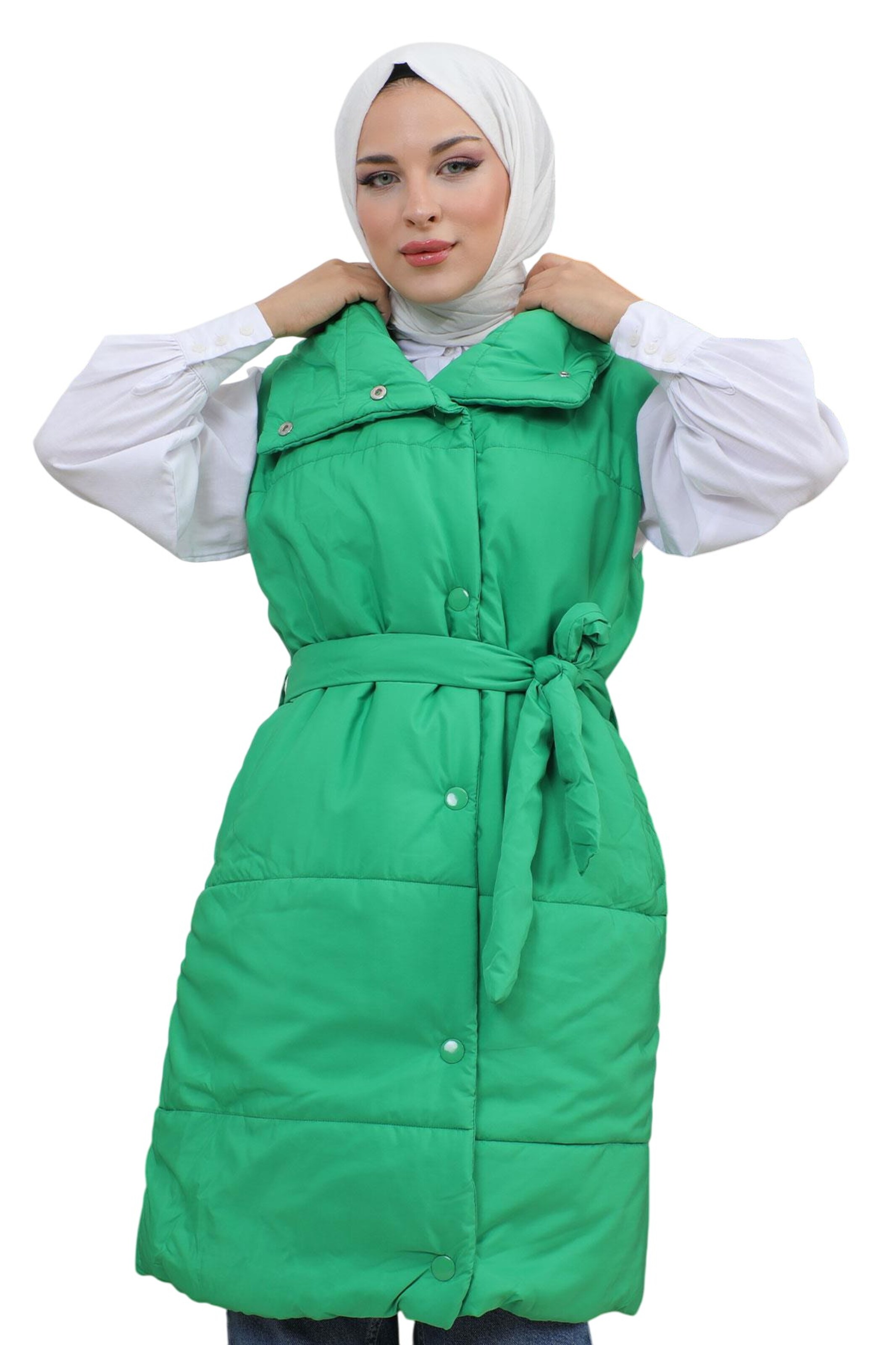 MODAMIHRAM Vest in Green: front