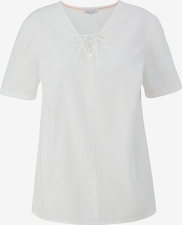 TRIANGLE Blouse in White: front