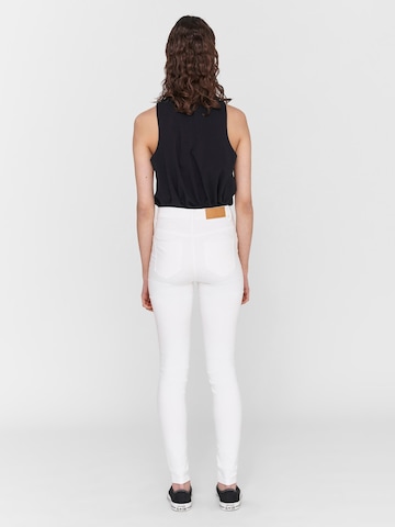 Noisy may Skinny Jeans 'Callie' in White