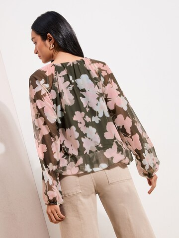 Friends Like These Blouse in Green