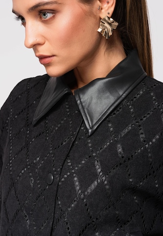 Ombre Tussenjas in Zwart