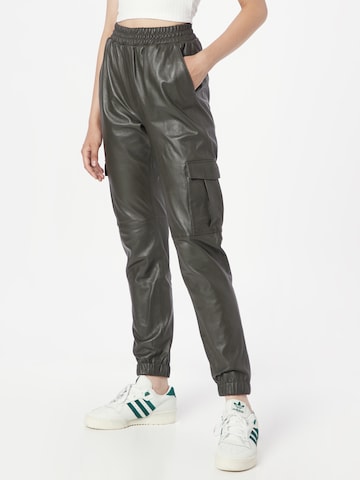 OAKWOOD Tapered Cargo trousers 'YACHT' in Green: front