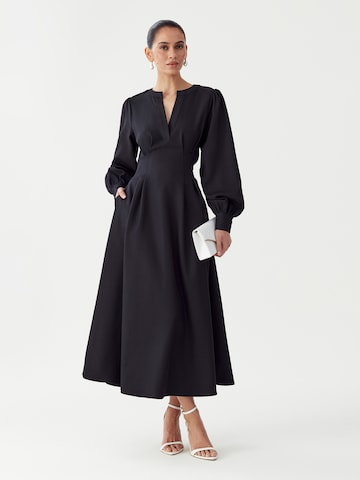 Willa - Vestido 'CIRCIE' en negro