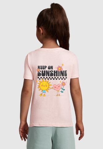 Merchcode Shirt 'Keep On Sunshine' in Roze: voorkant