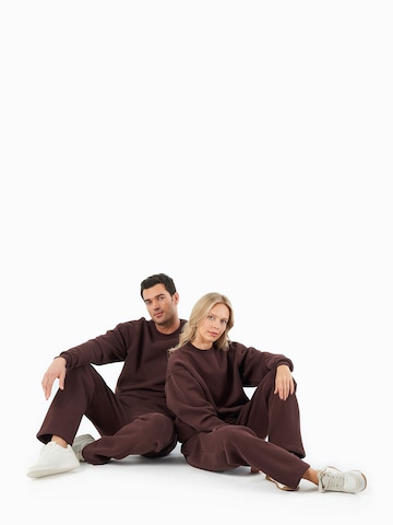 Organication Sweatshirt in Brown