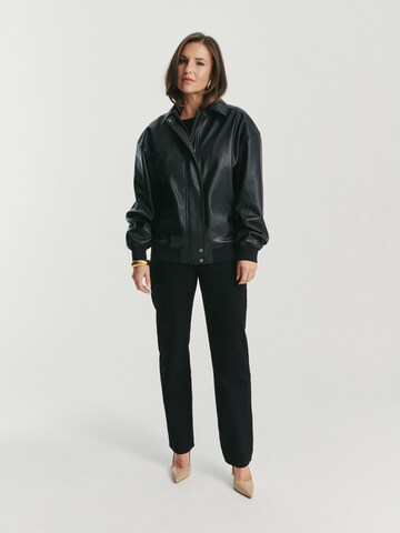 WÔNE STUDIOS regular Τζιν σε μαύρο