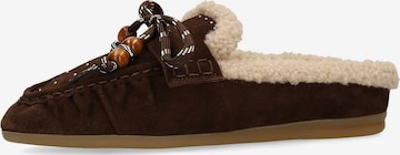 MANFIELD Huisschoenen in Bruin: voorkant
