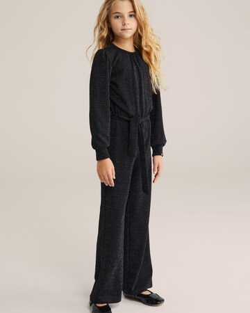 WE Fashion Overall in Black: front