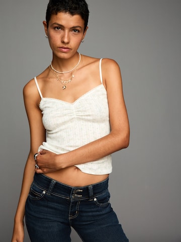 Bershka Top in Beige: front