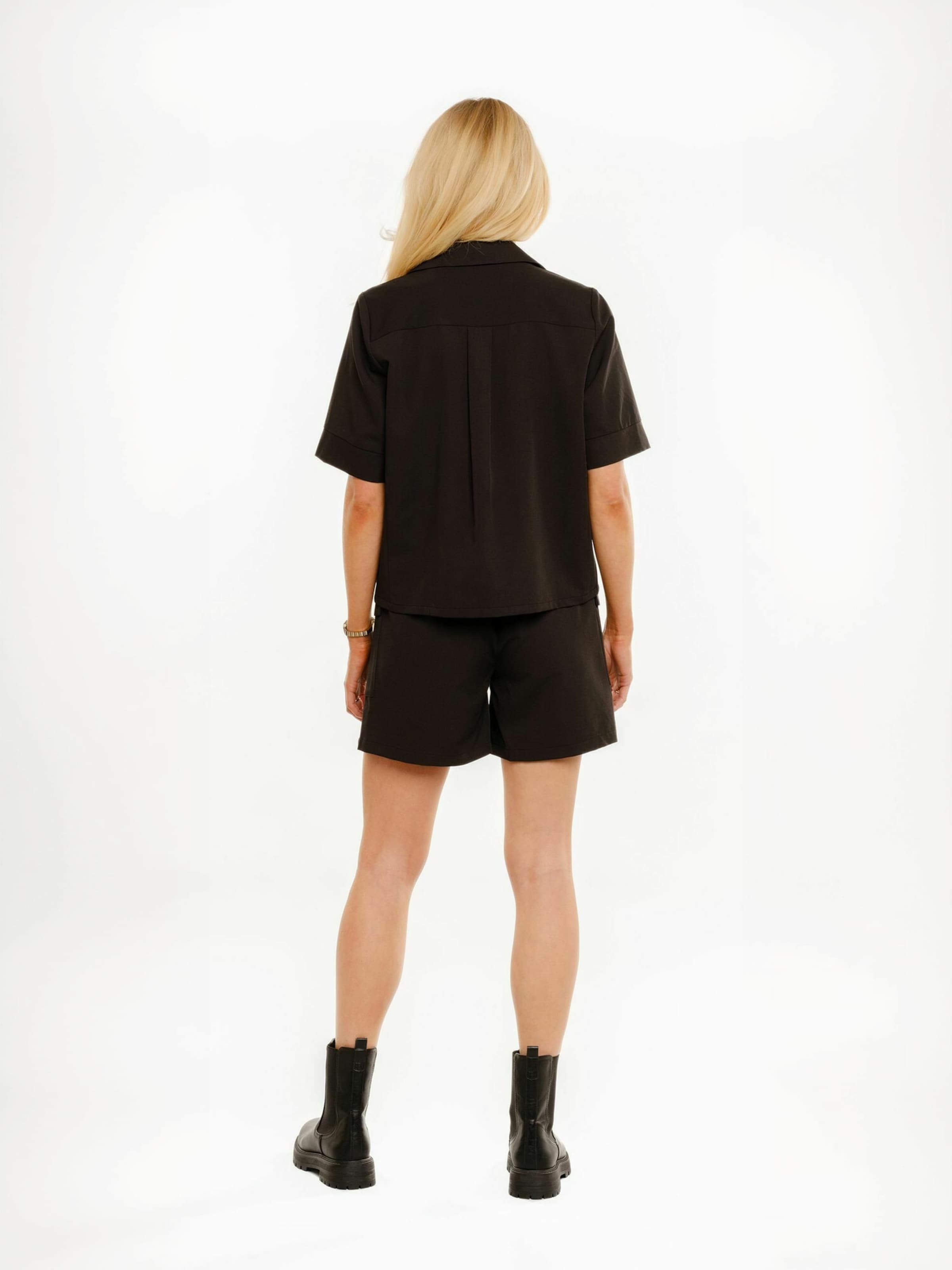 Haut ' PANNA ' Liberte Essentiel en noir