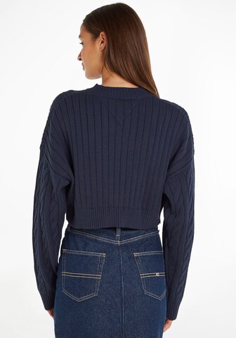Tommy Jeans Sweater 'CENTER' in Blue