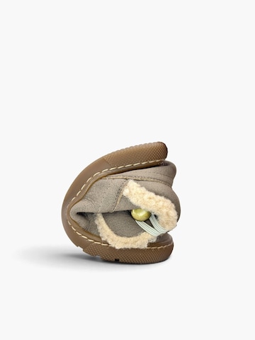 Pisamonas - Bota em cinzento
