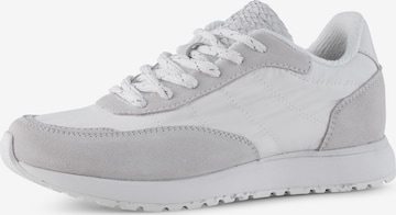 WODEN Sneakers 'Nellie' in White: front