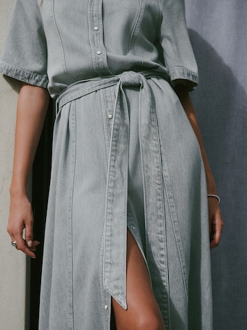 Abito camicia 'N.Premium' di Next in grigio