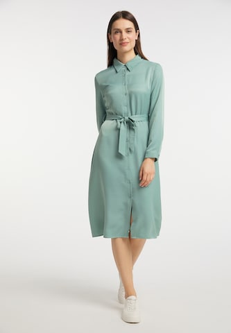 Usha - Vestido camisero en verde