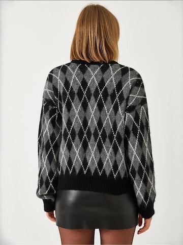 Bianco LucciPulover 'Pullover' - crna boja