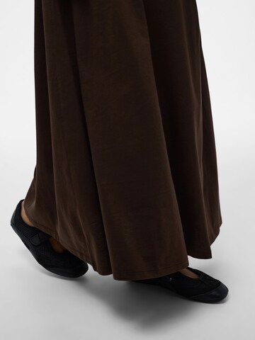 Robe 'PCDisso' PIECES en marron