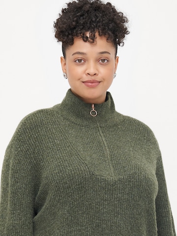 Vero Moda Curve Sweater 'VMCPLAZA' in Green