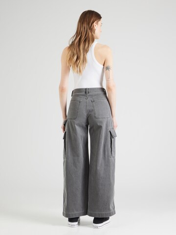 GAP Wide leg Cargo jeans in Black