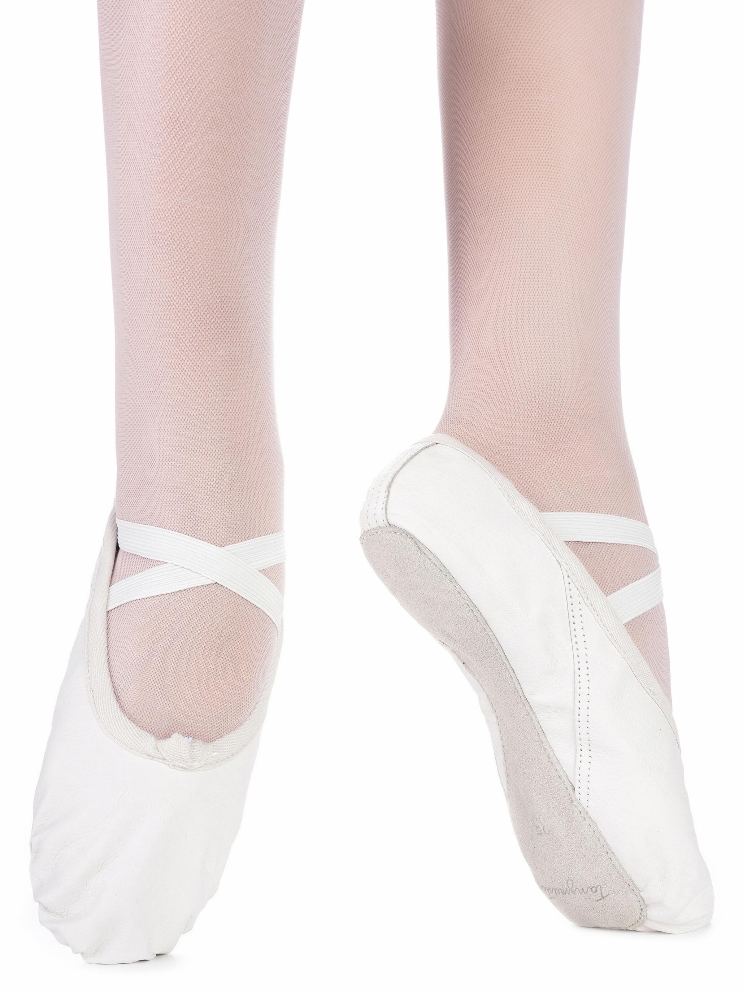 Tanzmuster Athletic Shoes 'Sasha' in White
