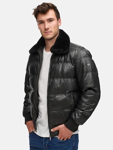 Veste d’hiver 'A806' Tazzio en noir