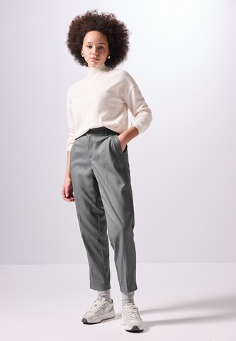 Street One Studio Regular Chinohose in Grau: Vorderseite