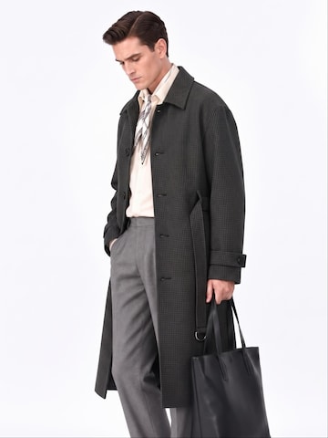 ALLTHEMEN Winter Coat 'Weitblick' in Grey