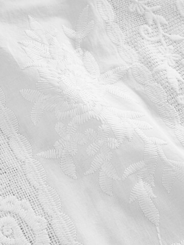 balta Next Plačios klešnės Kelnės