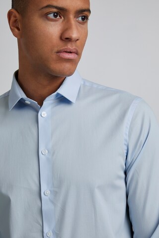 Casual Friday Slim fit Business Shirt 'Palle' in Blue