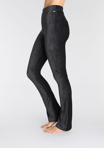 LASCANA Flared Pants in Black