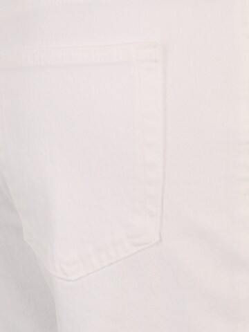 Regular Jean 'CHEEKY' Gap Petite en blanc