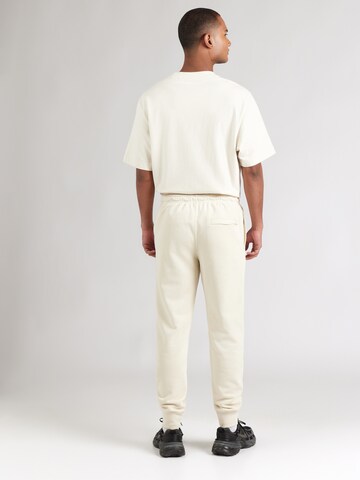 Nike Sportswear Tapered Παντελόνι 'Club Fleece' σε πράσινο