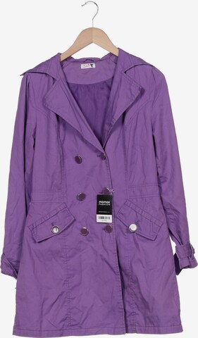 PUSSY DELUXE Jacket & Coat in L in Purple: front
