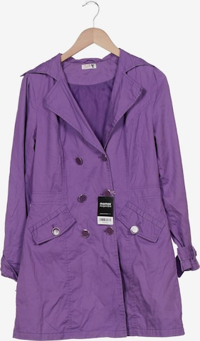 PUSSY DELUXE Jacket & Coat in L in Purple: front
