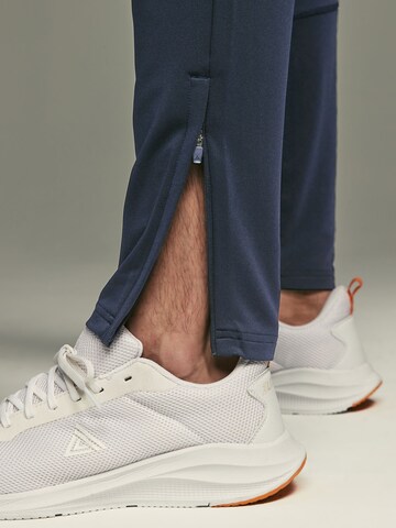 Effilé Pantalon de sport Next en bleu