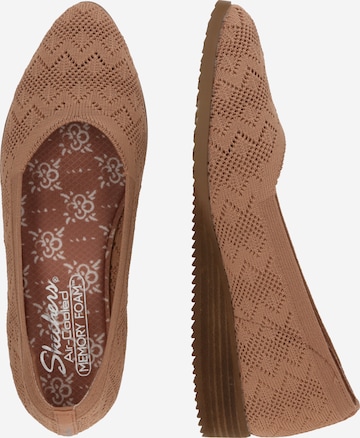 SKECHERS Loafer 'CLEO SAWDUST' värissä ruskea